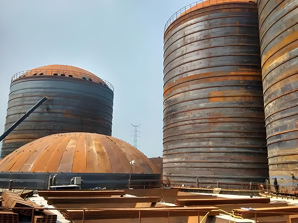 类乌齐焦粉钢板仓